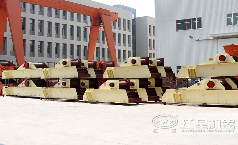 振動(dòng)給料機(jī)實(shí)拍圖