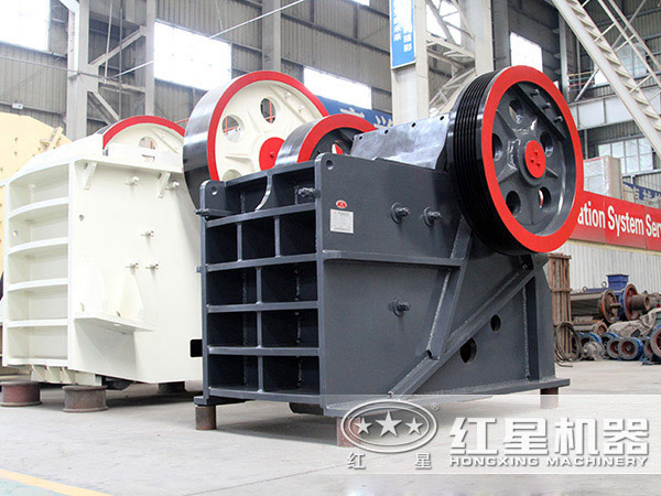 輝綠石破碎機圖