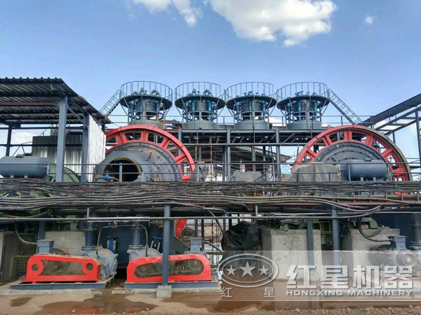 螢石浮選生產(chǎn)現(xiàn)場(chǎng)版實(shí)拍圖