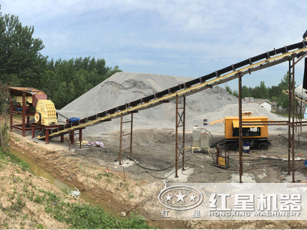 重錘式破碎機生產(chǎn)現(xiàn)場圖 重錘式破碎機生產(chǎn)現(xiàn)場圖