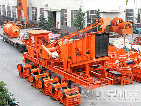 紅星機(jī)器小型車載移動破碎機(jī)廠家