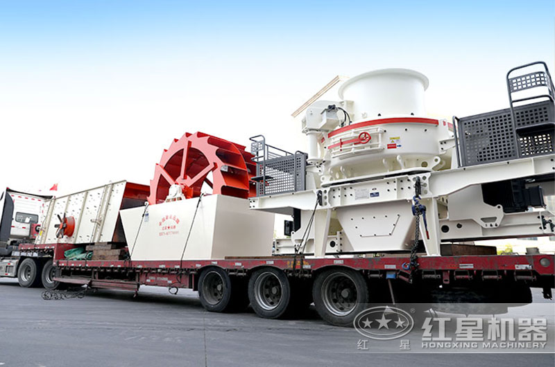 石灰石制砂機(jī)設(shè)備發(fā)貨現(xiàn)場(chǎng)