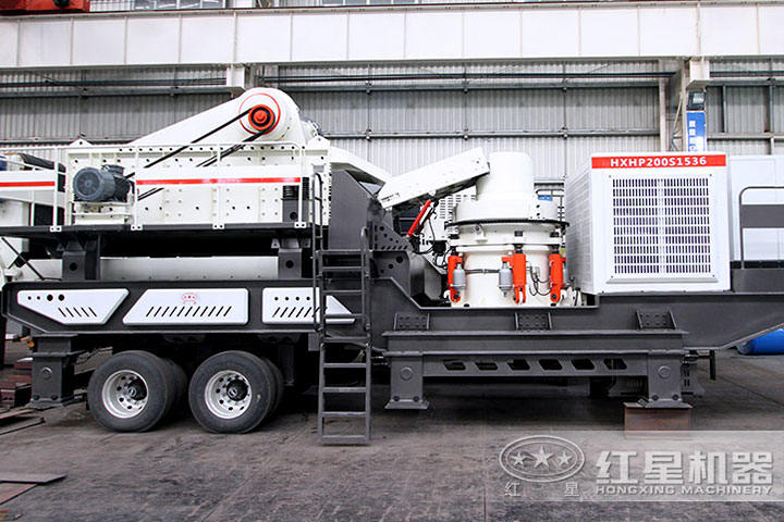 輪胎移動圓錐破碎機(jī)