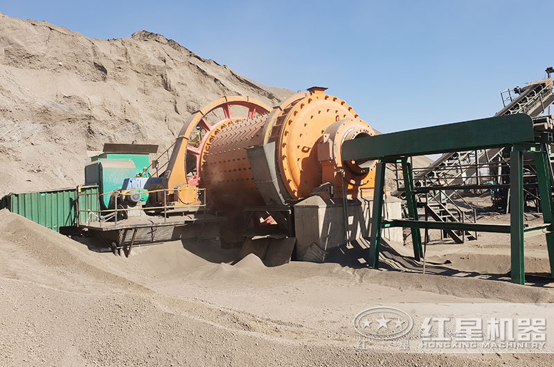 球磨機作業(yè)現(xiàn)場實拍