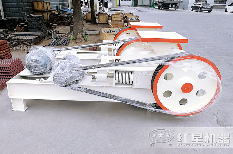 對(duì)輥制砂機(jī) 對(duì)輥制砂機(jī)