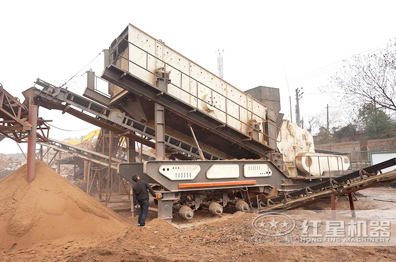 石頭廢料作業(yè)現(xiàn)場(chǎng)