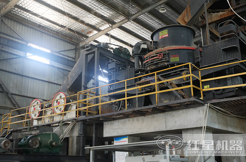 青石碎石加工客戶現(xiàn)場實拍 青石碎石加工客戶現(xiàn)場實拍