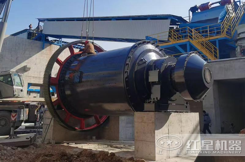 球磨機安裝現(xiàn)場