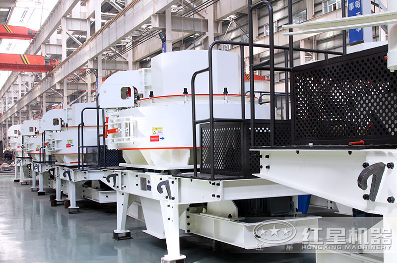 日產(chǎn)2000噸VSI制砂機(jī)展示 日產(chǎn)2000噸VSI制砂機(jī)展示