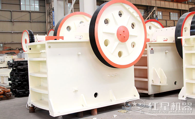 顎式細(xì)碎機(jī) 顎式細(xì)碎機(jī)