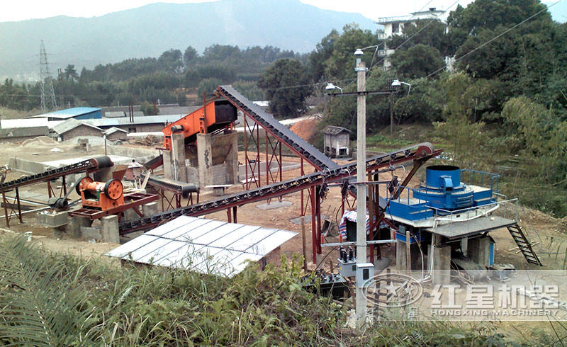 石灰石制砂機用戶生產(chǎn)現(xiàn)場實拍圖