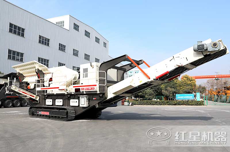 履帶式移動(dòng)碎石機(jī)