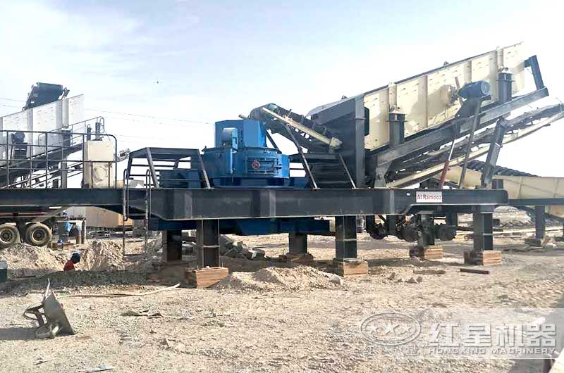 又一臺小型移動制砂粉碎機發(fā)貨了