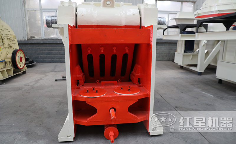 小型鱷式碎石機細節(jié)圖 小型鱷式碎石機細節(jié)圖