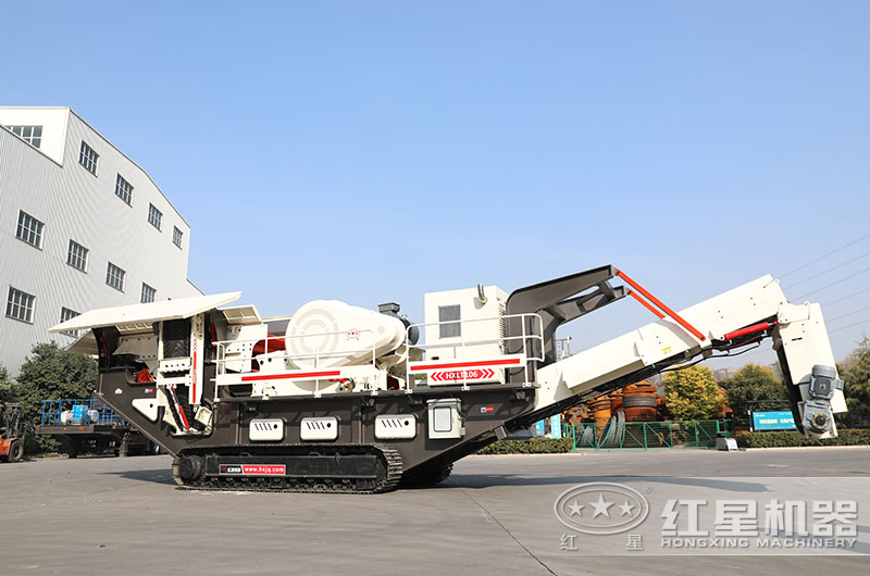 顎式移動(dòng)破碎站還有履帶式