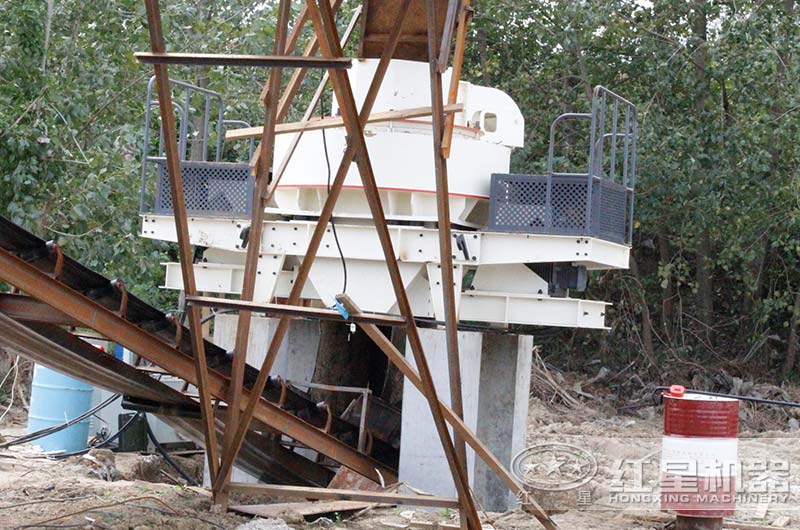 設(shè)備安裝完成，準(zhǔn)備投入生產(chǎn)