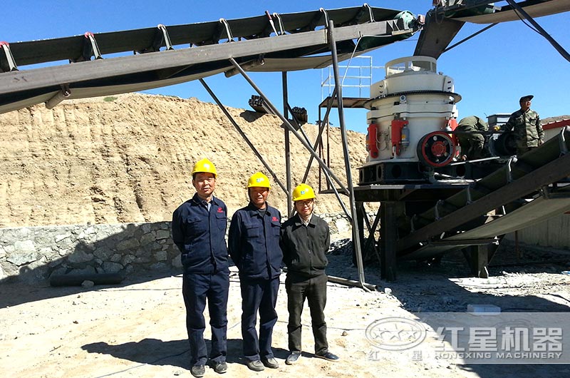 售后人員為安徽客戶提供服務