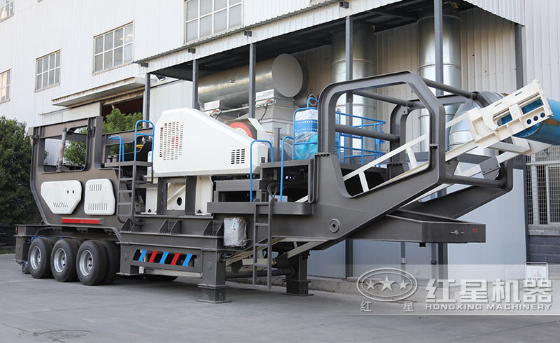 輪胎式移動破碎機圖片