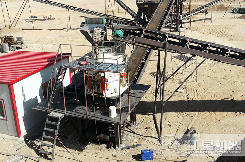 河南客戶液壓圓錐破碎機(jī)作業(yè)現(xiàn)場圖 河南客戶液壓圓錐破碎機(jī)作業(yè)現(xiàn)場圖