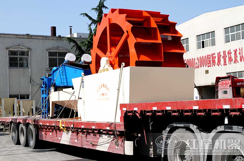 兩臺輪式洗砂機(jī)發(fā)貨出廠