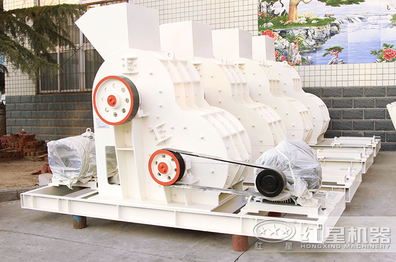 雙級(jí)破碎機(jī)廠區(qū)實(shí)拍圖 雙級(jí)破碎機(jī)廠區(qū)實(shí)拍圖