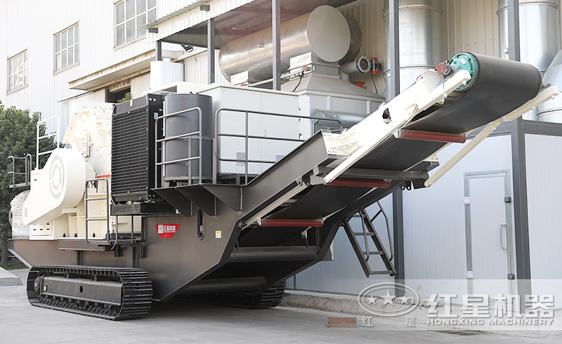 移動(dòng)細(xì)碎機(jī)設(shè)備實(shí)拍