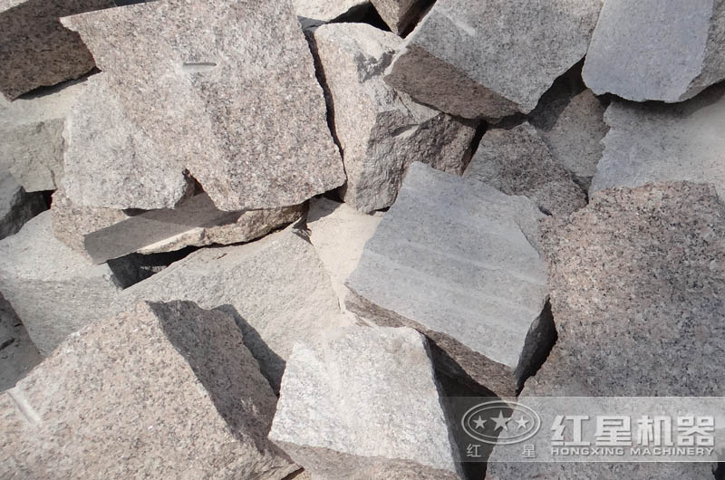 塊狀毛石 塊狀毛石