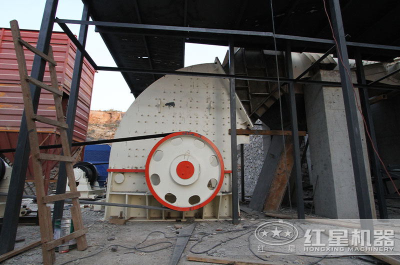 簡易錘破制砂現(xiàn)場(chǎng)